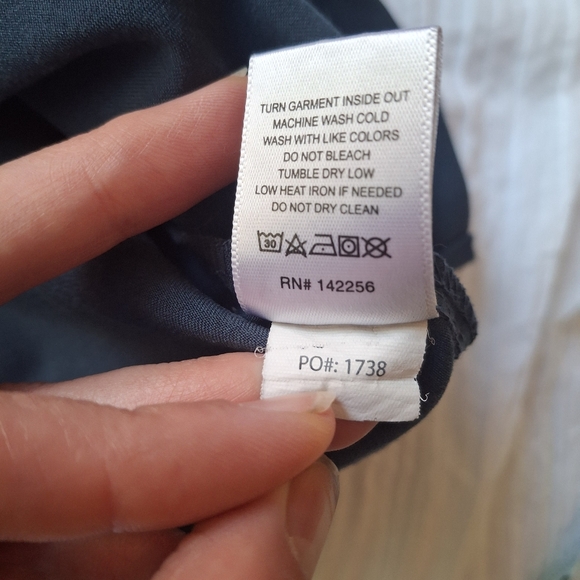 FIGS | Rare Dark Harbor Casma 3-Pocket Scrub Top Limited Edition Rare Color L - Picture 8 of 12